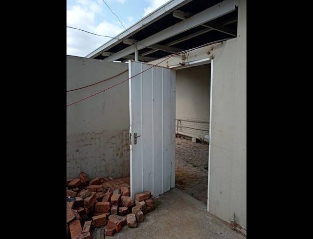 5 BEDROOM HOUSE FOR SALE IN PRETORIA GARDENS